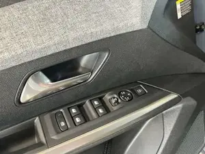 Peugeot 5008 Bild 12