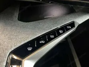 Peugeot 5008 Bild 17