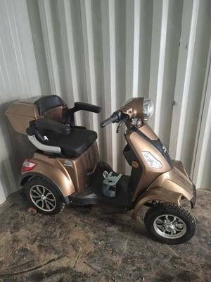 E - Roller  mit Zubehör  Bild 2