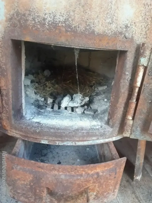 Holz Ofen  Bild 2