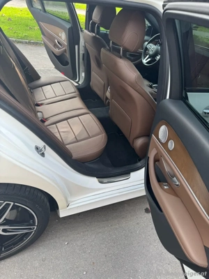 Mercedes Benz E 400 4-Matic Diesel Bild 10
