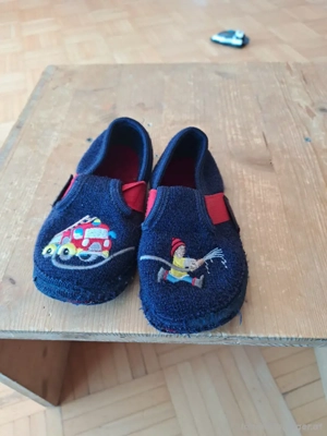 Kinder Hausschuhe Gr. 28 zum Flicken