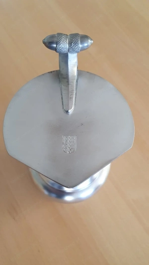 Zinnkrug + 6 Stück SIGG - Zinnbecher (2 davon mit Gravur S.M.) Bild 2