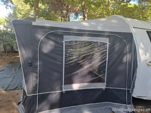 Wohnwagen Vorzelt Bild 2