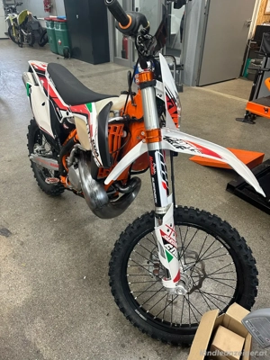 KTM 300 EXC sixdays Bild 4