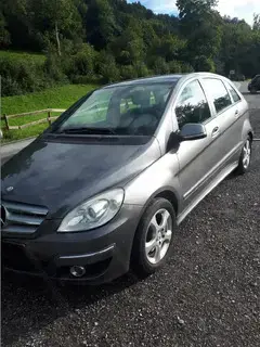 Mercedes B 180CDI Bj 2006  DIESEL 182000   Km neu vorgeführt 2  26   Euro 4850.-    Bild 3