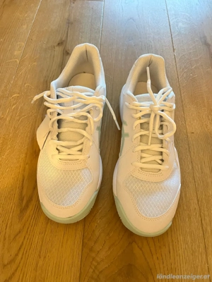 Tennisschuhe Damen Gr. 42 NEU