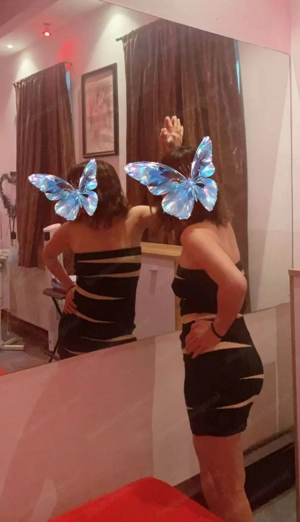 Erstversuch! Neugieriges Teeny (25J) Bild 4