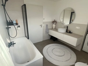 Renovierte 4-Zimmer-Wohnung mit Garten und Carport in Hohenems zu verkaufen (Privatverkauf) Bild 4