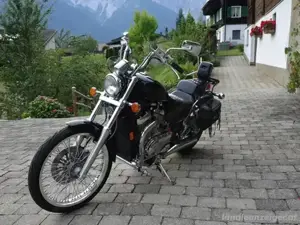 Suzuki Motorrad Bild 2