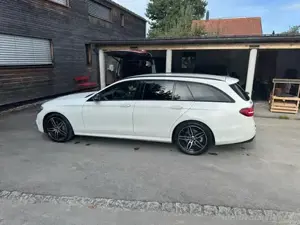 Mercedes Benz E 400 4-Matic Diesel