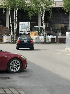 IBC-Container 1000l neuwertig auf Kunststoffpalette Bild 3