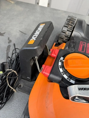 WORX Landroid M WR143E Rasen-Mähroboter-Set für bis zu 1.000m2 Gärten Bild 6