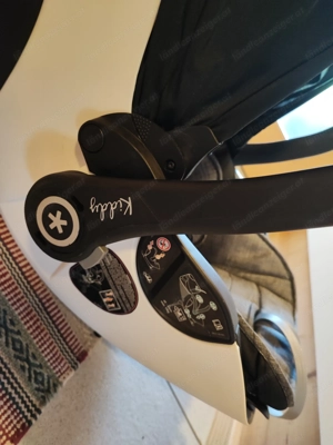 Kiddy Babyautositz I-Size plus mit Isofix Station wie neu Bild 3