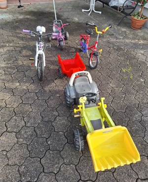 Kinder Traktor mit Anhänger  Bild 6