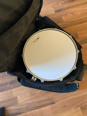 Snare Drum, Trommel mit Standfuss und Tasche Bild 3