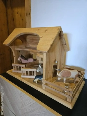Holzbauernhof Bild 2