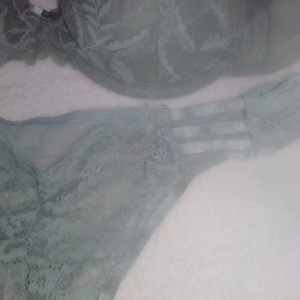 Süsses Set BH+ String in aktueller Farbe Gr 75B XS Bild 2