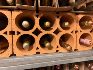 Regale für Wein oder Sekt 