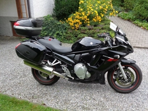 Motorrad Suzuki GSX 650 Bild 7