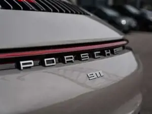 Porsche 911 Bild 18