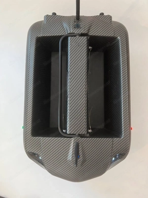 Carplounge RT4 V3 Autopilot Futterboot Black Carbon Fox Mapping Bild 7