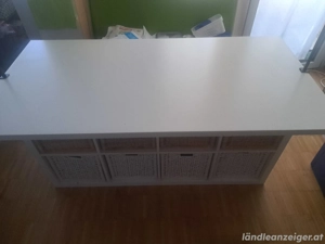IKEA weisse Tischplatte, 2 verstellbare Tischbeine Bild 2