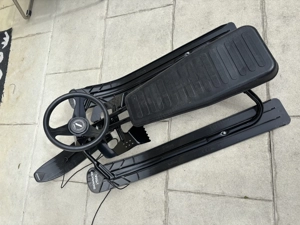 Rodel mit Lenkstange und Bremse Bild 5