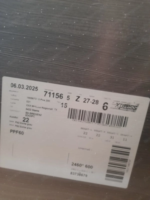 Neuer grauer Holzbrett Bild 2