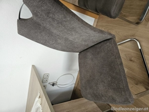 Couch Esstisch mit Stühle Bild 4