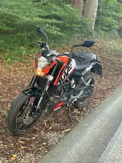 verkaufe ktm 125cc akrapovic Bild 4