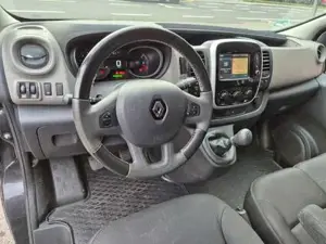 Renault Trafic Bild 12