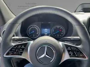 Mercedes-Benz eSprinter 320 Kasten PRO Hochdach Standard Navi Bild 10