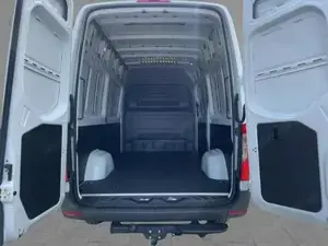 Mercedes-Benz eSprinter 320 Kasten PRO Hochdach Standard Navi Bild 7