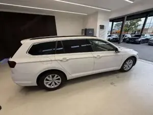 Volkswagen Passat Bild 4