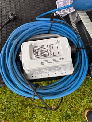 Poolroboter dolphin e20 Bild 4