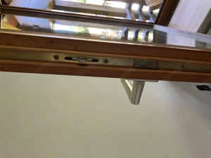 Holzfenster und Balkontüre Bild 3