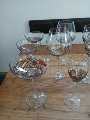 Set aus Vase und verschiedenen Gläsern Bild 5