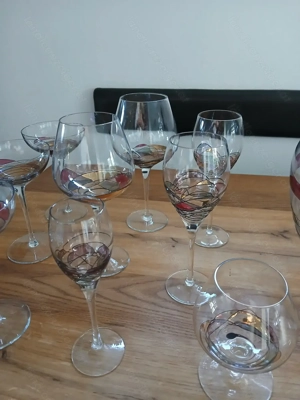 Set aus Vase und verschiedenen Gläsern Bild 6