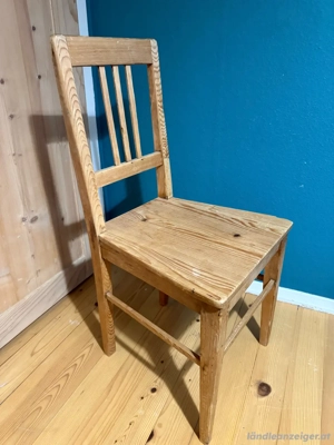 Holzstühle Bild 4