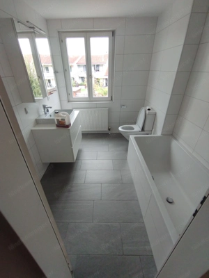 Helle 2 Zimmer Wohnung in guter Lage  Bild 5