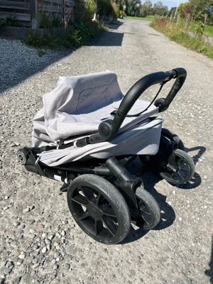 Neuwertiger Jimmylee Kinderwagen (Buggy) Bild 3