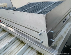 Neuwertige Alutreppe