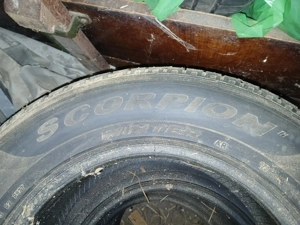 Winterreifen Pirelli Scorpion 235 65 R17 Bild 2