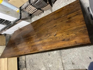 Sehr stabiler Esszimmer Tisch Bild 8