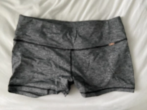 Diverse Damen Sportkleidung, Gr. S Bild 7