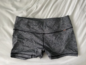 Diverse Damen Sportkleidung, Gr. S Bild 10