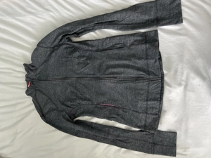 Diverse Damen Sportkleidung, Gr. S Bild 9