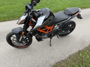 Ktm Duke 125 Bild 5