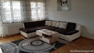 4-Zimmer Wohnung mit Tiefgarage & großem Balkon   Zentrumsnahe Ruhelage Bild 3